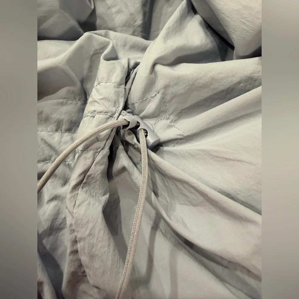 Free People Movement Billie Boxy Lightweight Insulated Jacket Size M/L NWOT - Picture 8 of 12